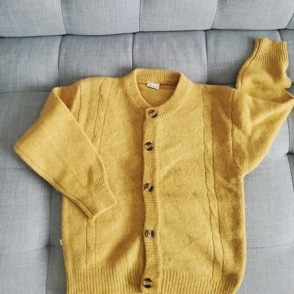 Toddler 100% wool  yellow sweater cardigan - Picture 1 of 5